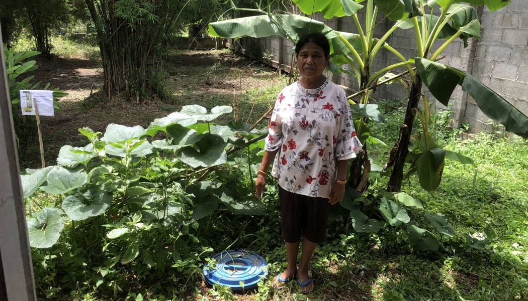 เทศบาลตำบลคำบง ร่วมกับผู้นำชุมชน อสม. อาสาสมัครท้องถิ่นรักษ์โลก (อถล.) ติดตามการดำเนินการตามแผนปฏิบัติการเชิงกลยุทธ์แนวใหม่ RE-X-RAY โครงการถังขยะเปียก ลดโลกร้อน เพื่อบรรลุเป้าหมายการปล่อยก๊าซเรือนกระจกสุทธิเป็นศูนย์ 